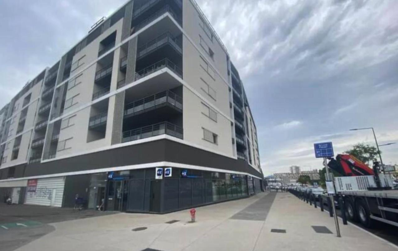 Appartement Spacieux Avec Grande Terrasse Μασσαλία Εξωτερικό φωτογραφία